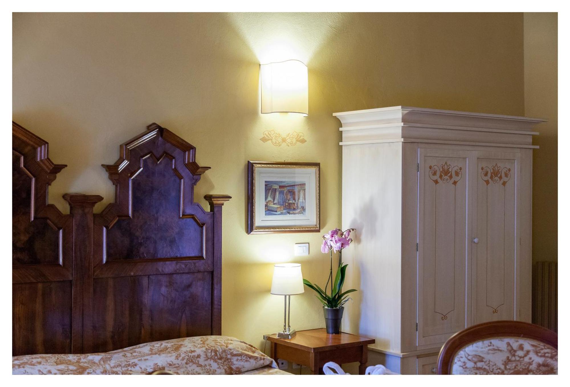 Palazzo Guiderocchi Hotel Асколи Пичено Стая снимка