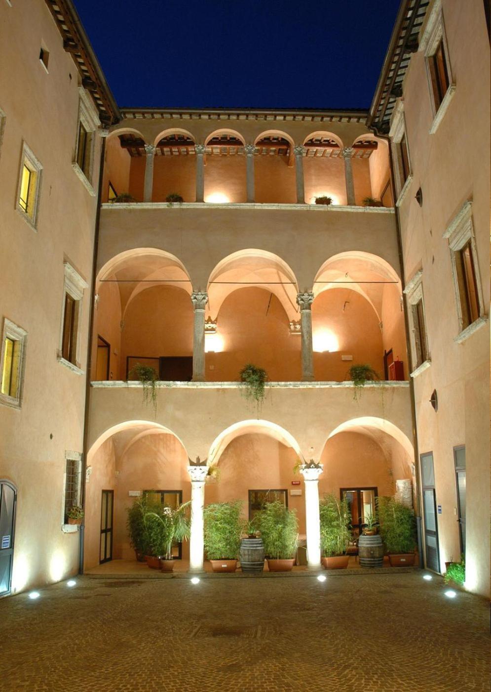Palazzo Guiderocchi Hotel Асколи Пичено Екстериор снимка