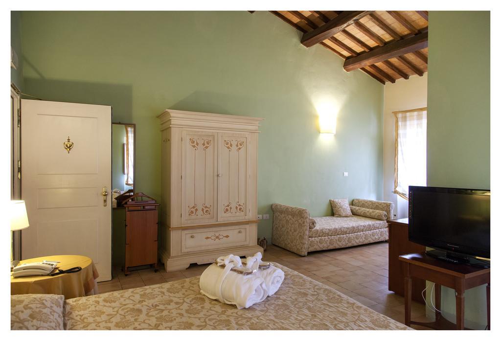 Palazzo Guiderocchi Hotel Асколи Пичено Екстериор снимка