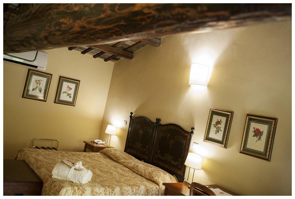 Palazzo Guiderocchi Hotel Асколи Пичено Екстериор снимка